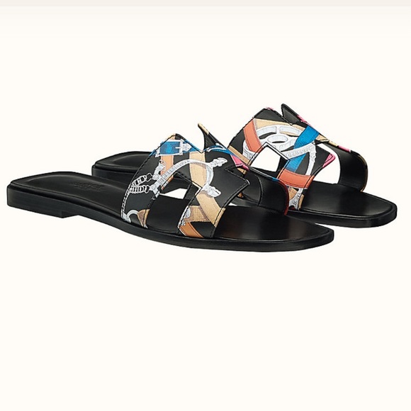 **SOLD**Hermes Oran Sandals in limited edition Cavalcadour Multicolor Noir 36.5 - Picture 2 of 16